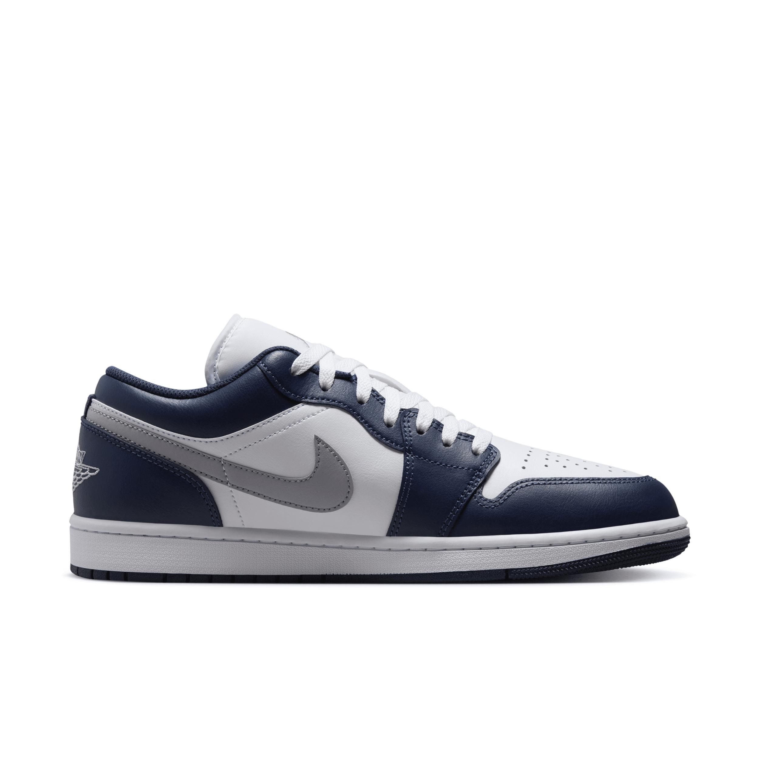 Mens Air Retro 1 Low Casual Shoes Product Image