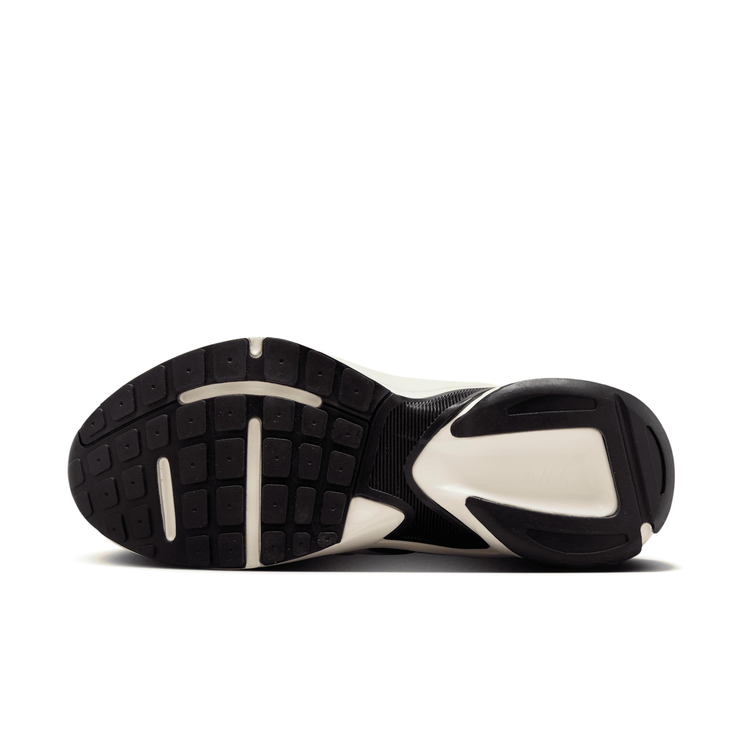 Nike Womens AL8 Shoes | FJ3794-106 Product Image