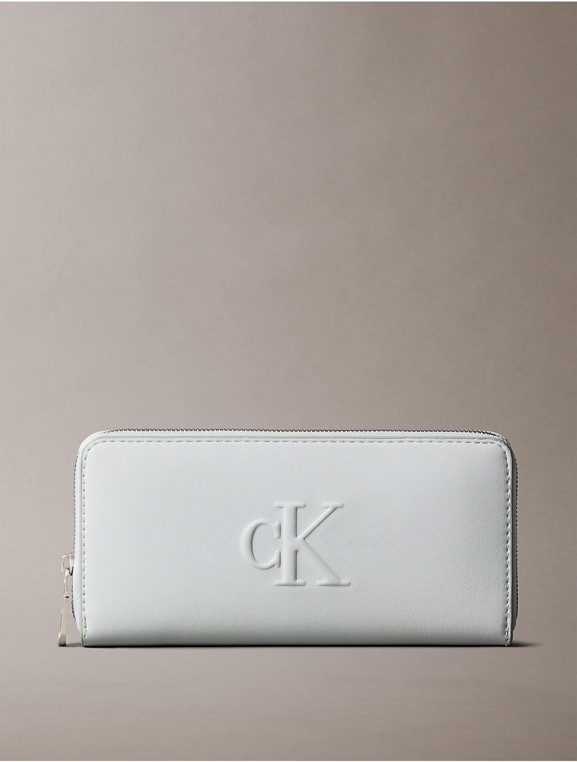 Calvin Klein Womens Sculpted Impression Zip Wallet Product Image