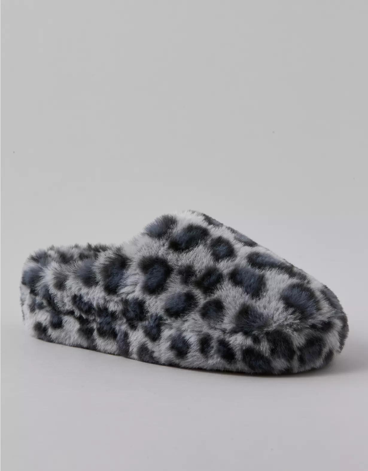 AE Leopard Slipper Product Image