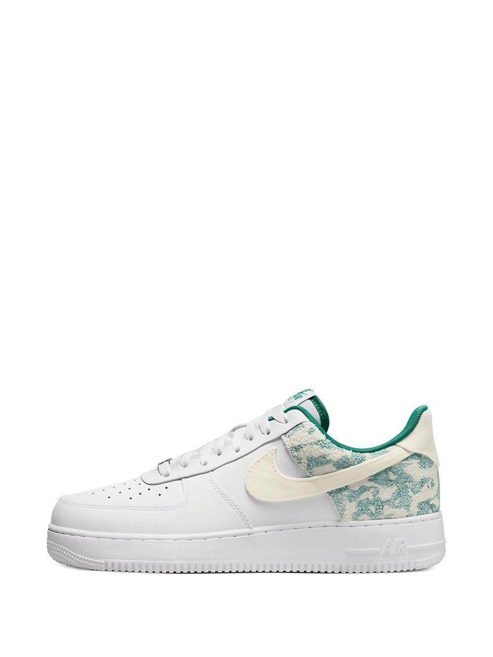 Air Force 1 Low &apos;07 LV8 "Neptune Green" sneakers Product Image