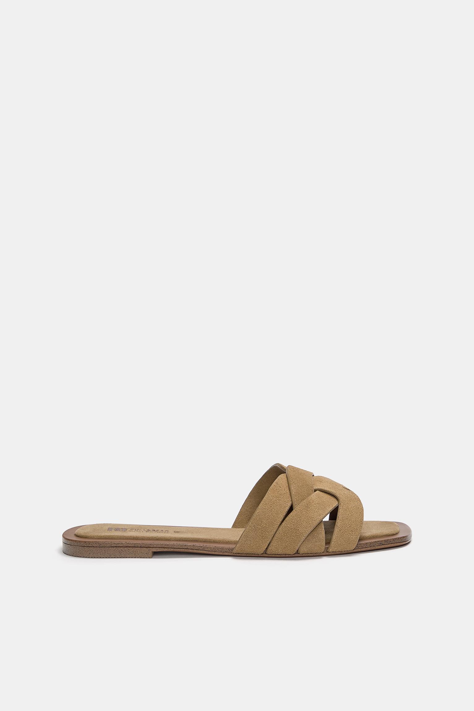 Leather flat sandals Product Image