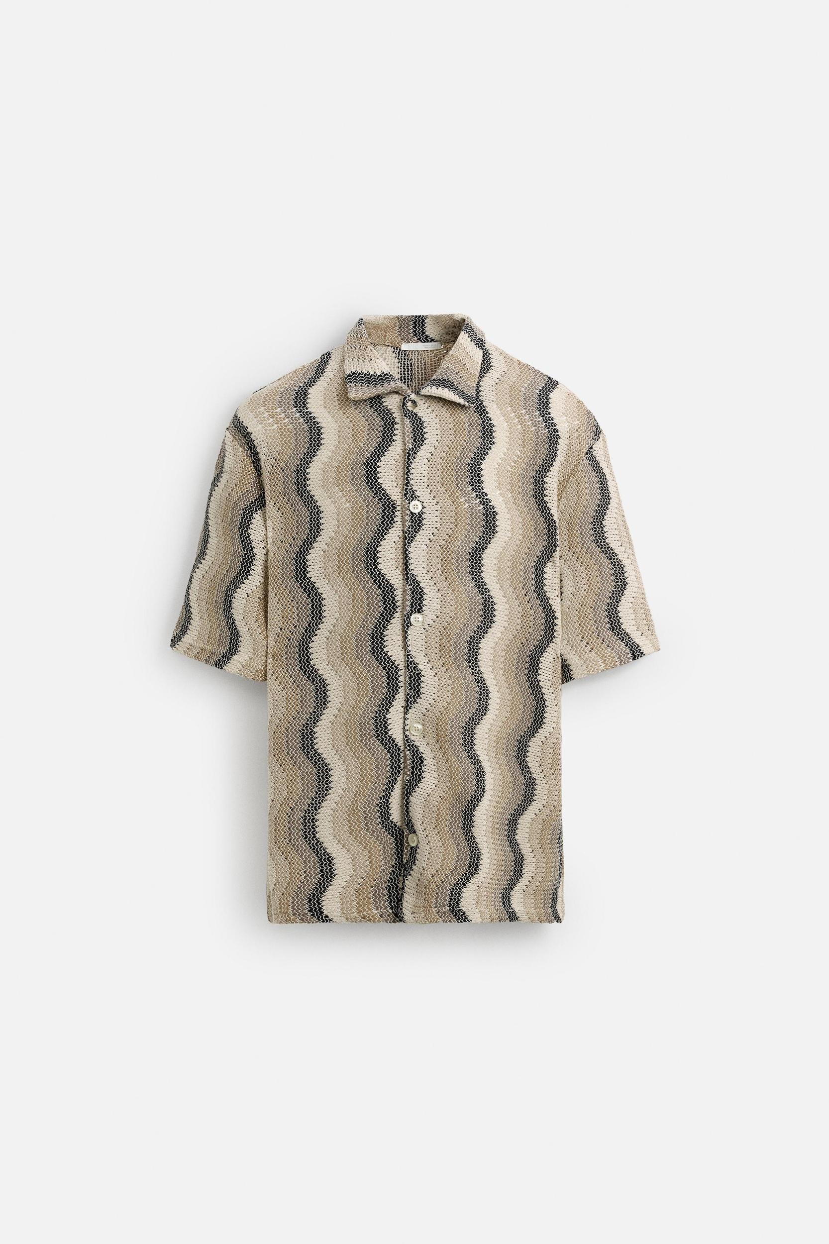WAVY TEXTURED SHIRT Product Image