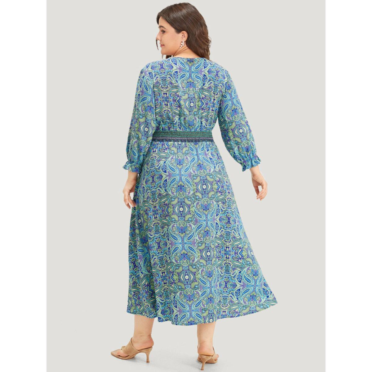 Plus Size Paisley Print Shirred Flutter Trim Dress Blue Women Resort Elastic cuffs V-neck Long Sleeve Curvy Midi Dress BloomChic 30/6X Product Image