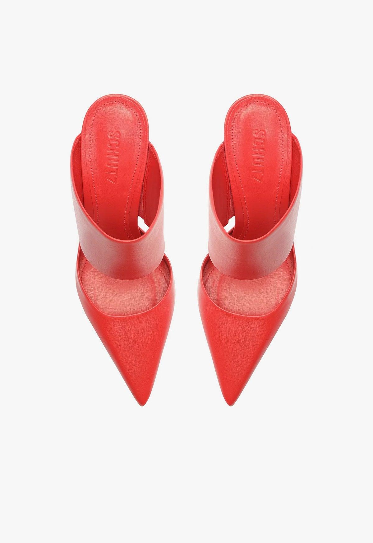 Quereda Leather Pump Female Product Image