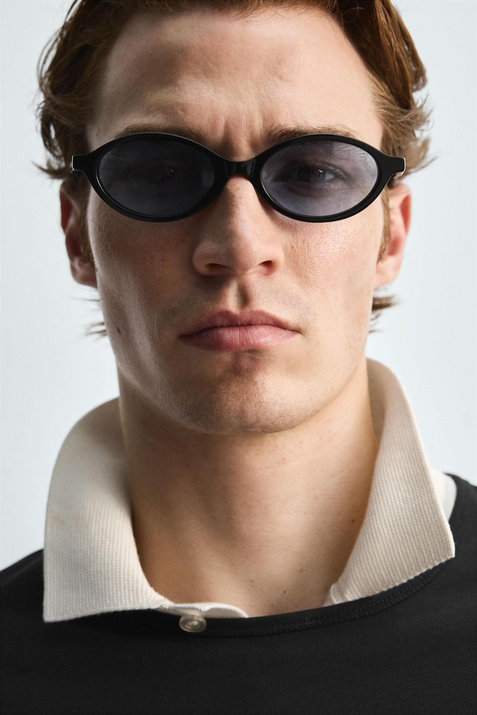 HEAVYWEIGHT TRIM T-SHIRT Product Image