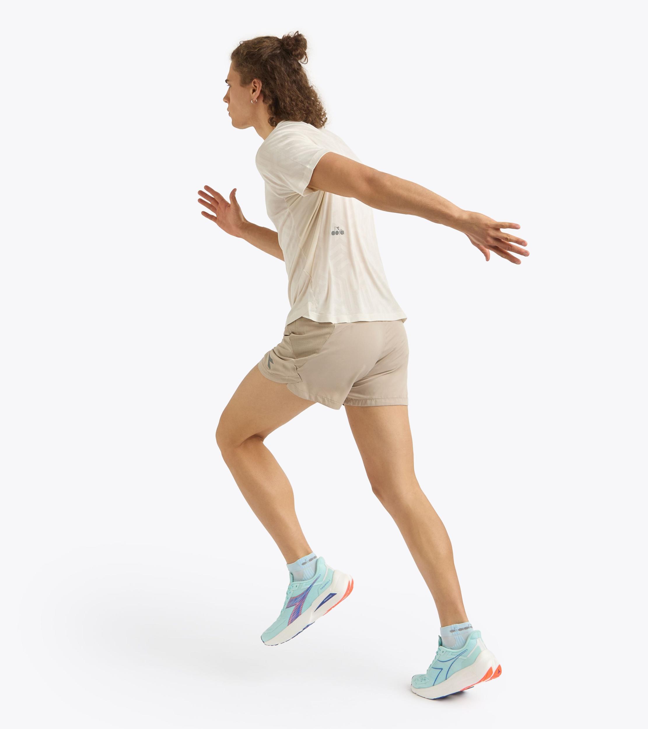 SUPER LIGHT SPLIT SHORTS 3 Product Image