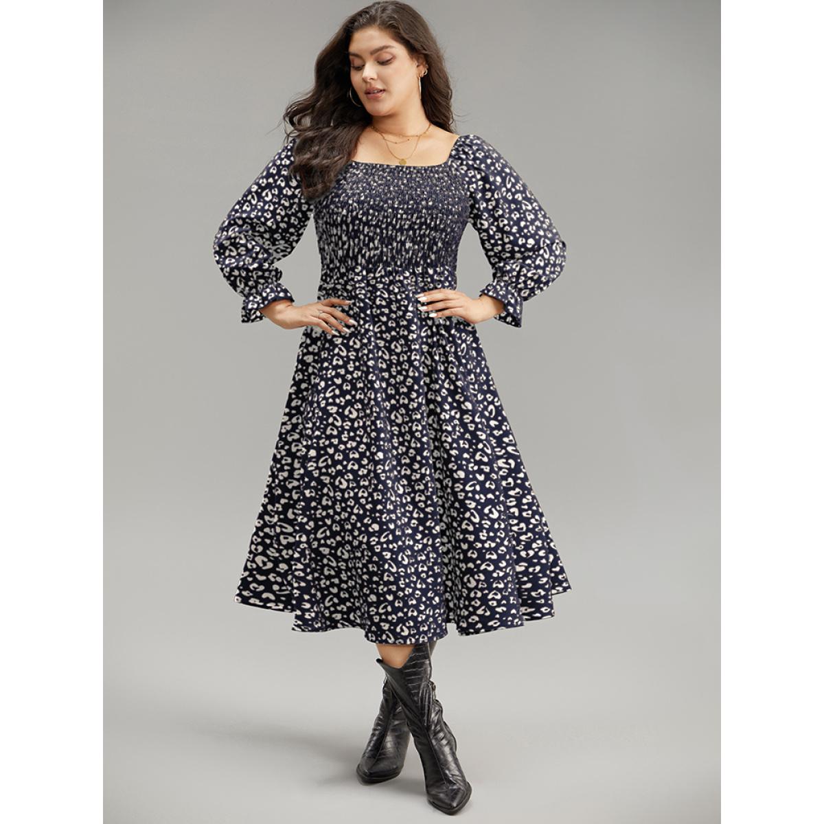 Plus Size Leopard Print Shirred Square Neck Pocket Dress DarkBlue Women Casual Printed Square Neck Long Sleeve Curvy Midi Dress BloomChic 28/5X Product Image