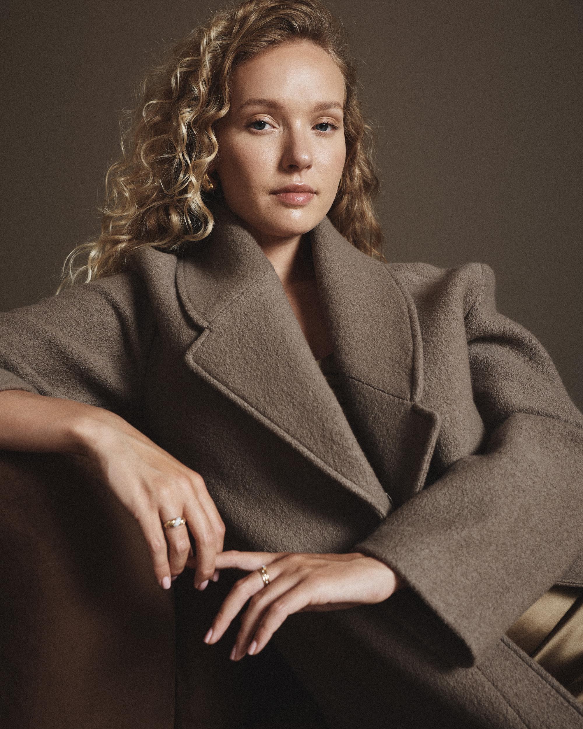 Quince | Women's 100% Merino Wool Shawl Collar Long Coat Size XL Product Image