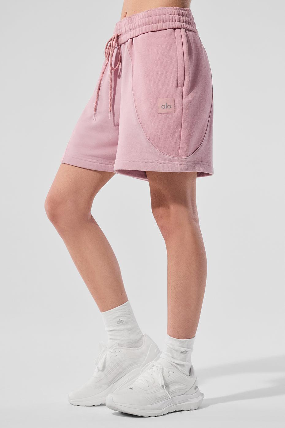 ALO | 7 Make Waves Short Size: 2XL WOMEN/XL MEN Product Image