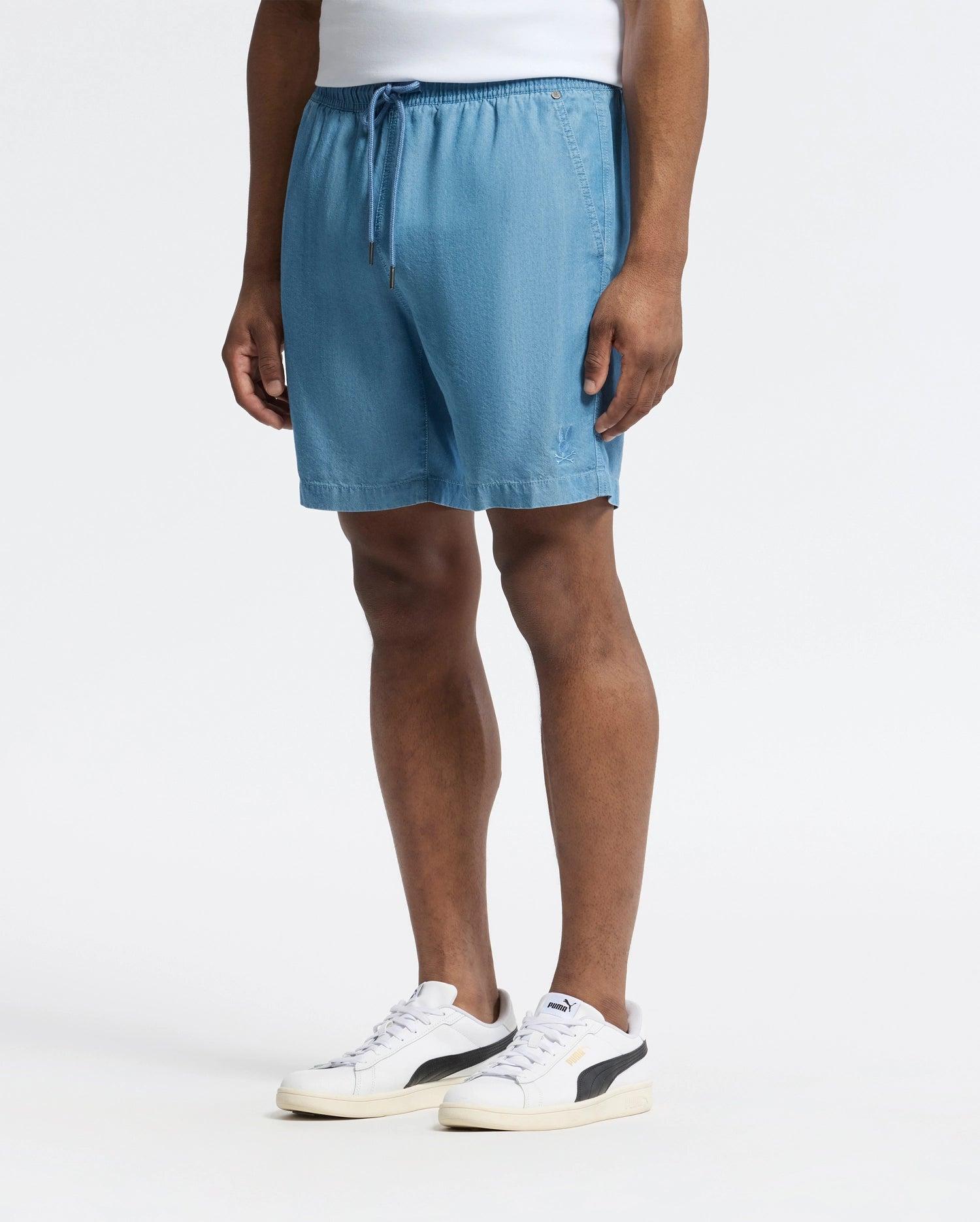 MENS KERVIN LIGHTWEIGHT DENIM WOVEN SHORT - B6R633F200 Male Product Image