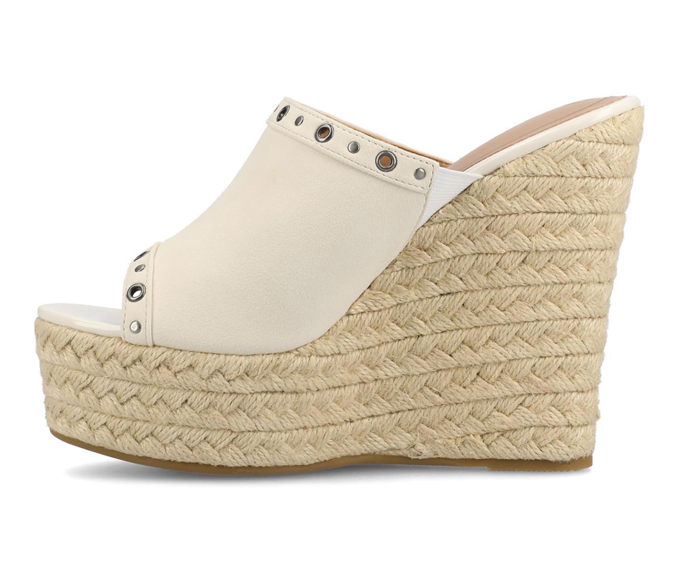 Women's Journee Collection Yari Wedges Product Image