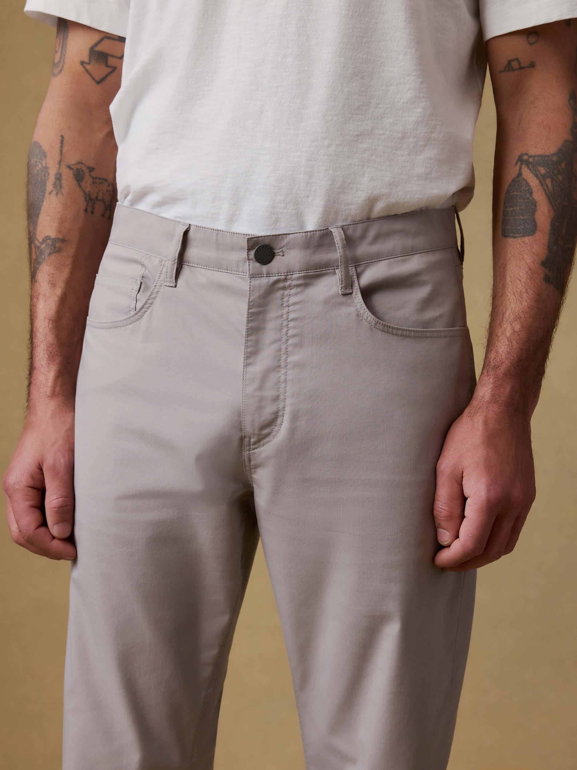 Movement™ 5-Pocket Pant - Fossil Male Product Image