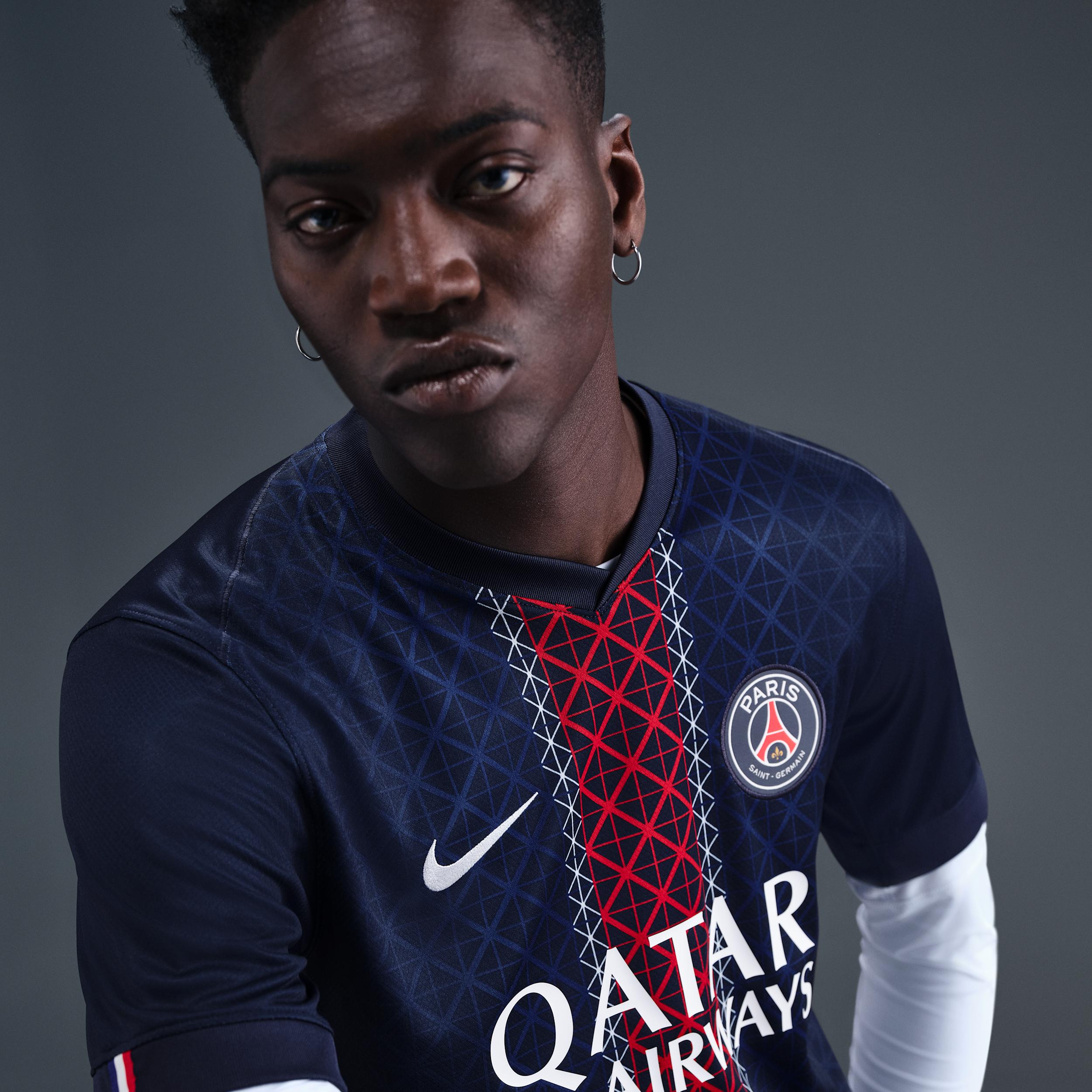 Paris Saint-Germain 2025/26 Stadium Home Nike Men's Dri-FIT Soccer Replica Jersey Product Image