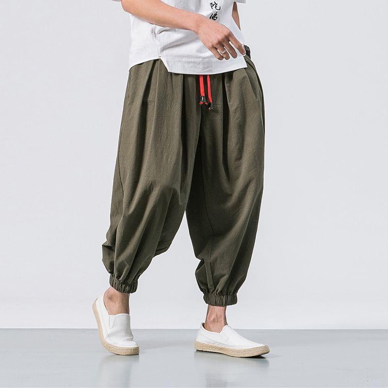 Mid Rise Plain Cropped Harem Pants Product Image