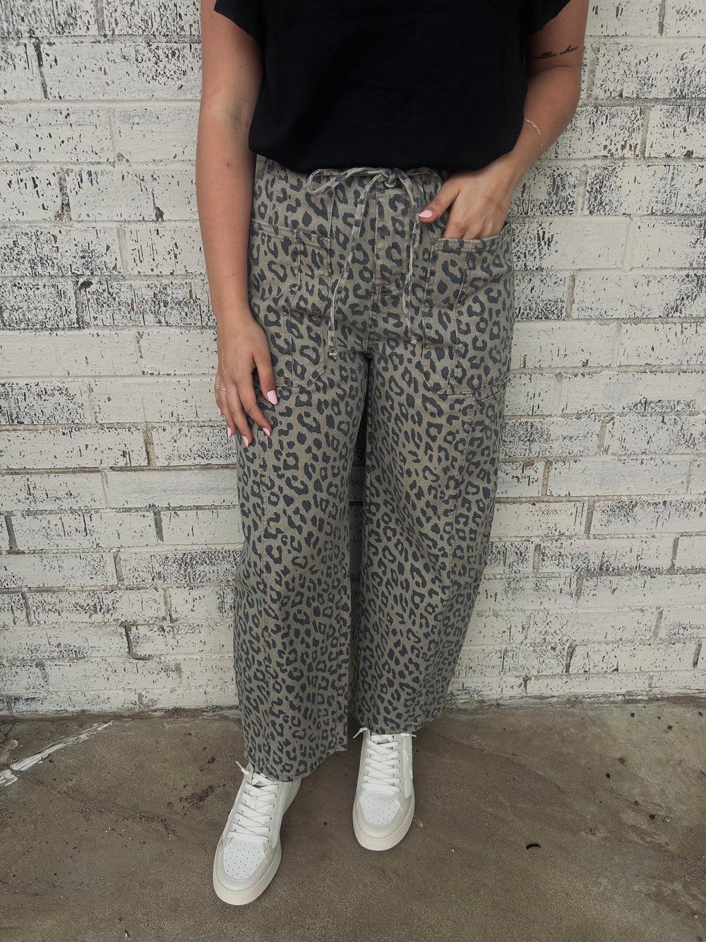 Leopard Print Wide Leg Cargo Jeans Product Image