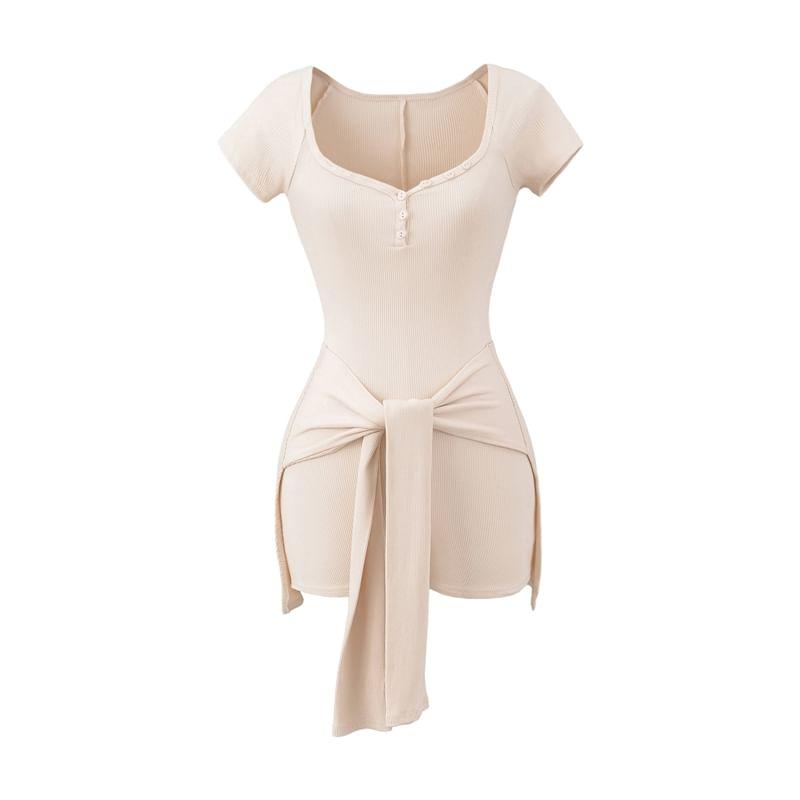 Set: Short-Sleeve V-Neck Plain Romper + Decorative Hem Product Image