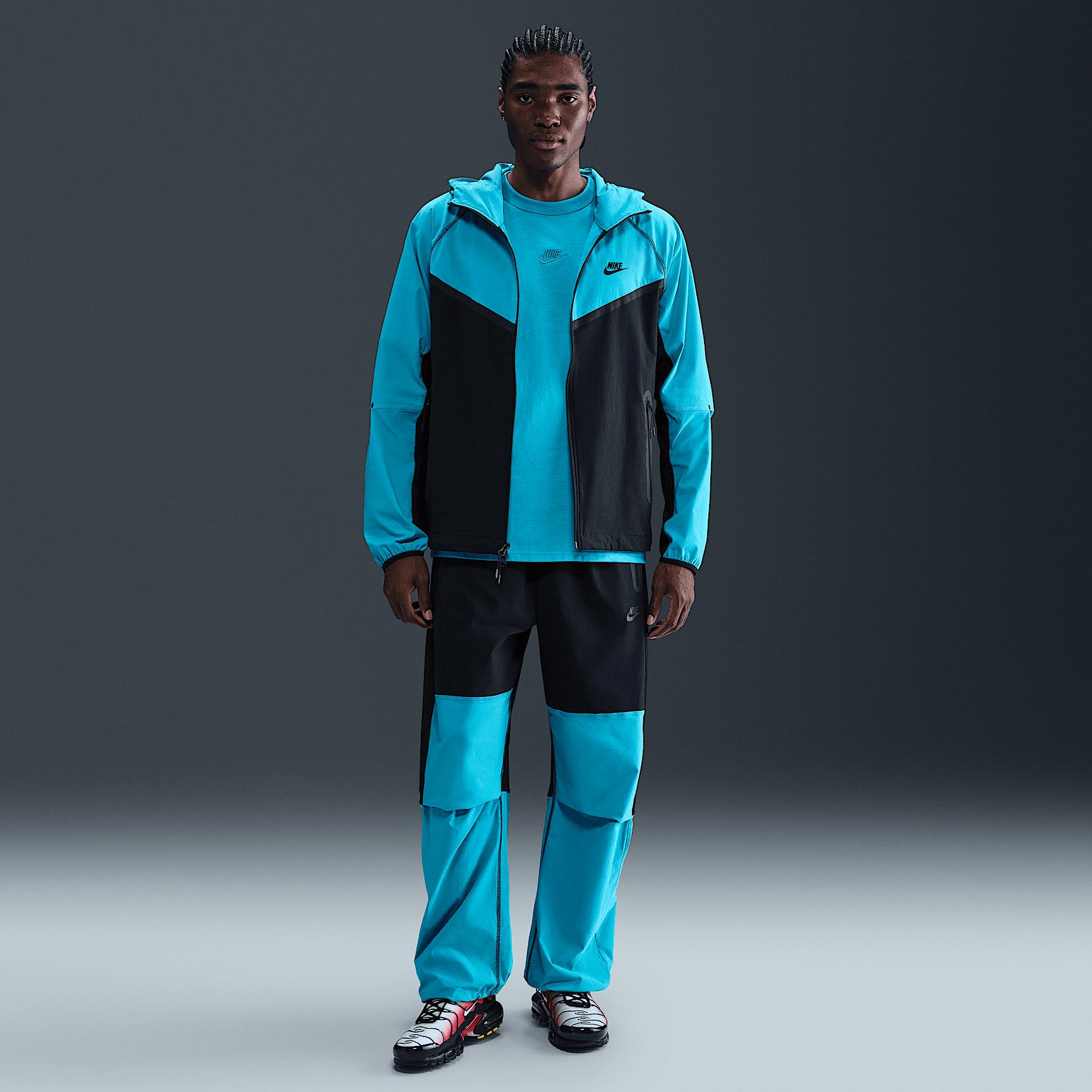 Nike Mens Tech Woven Oversized Pants | HM7158-345 Product Image