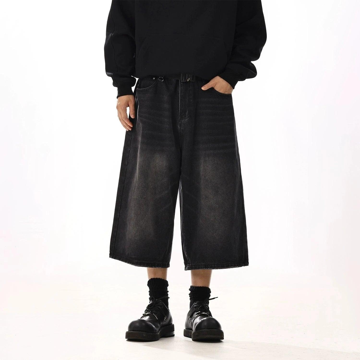 RT No. 13043 LONG DENIM SHORTS Product Image