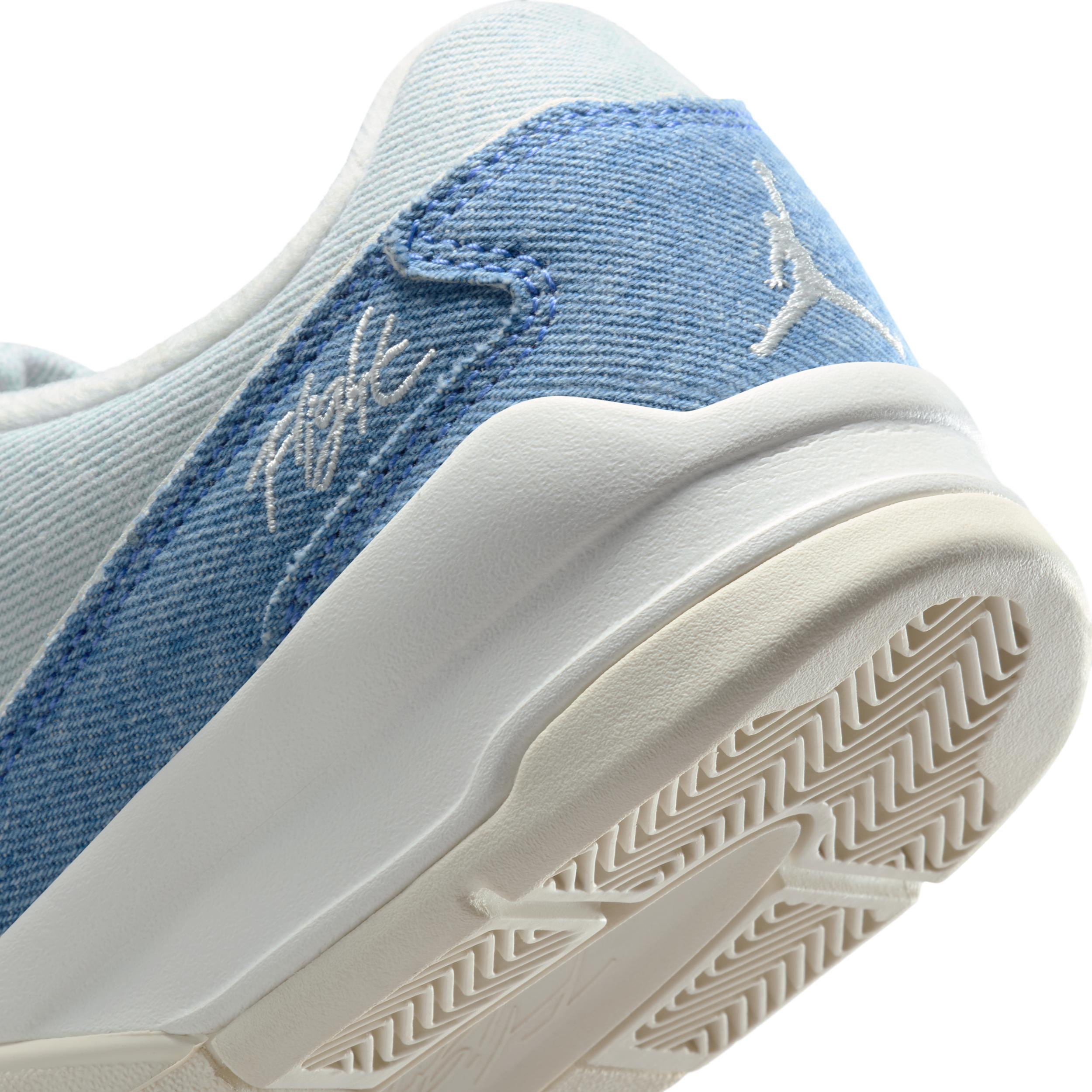 Womens Jordan Flight Court SE Shoes | IB4414-100 Product Image