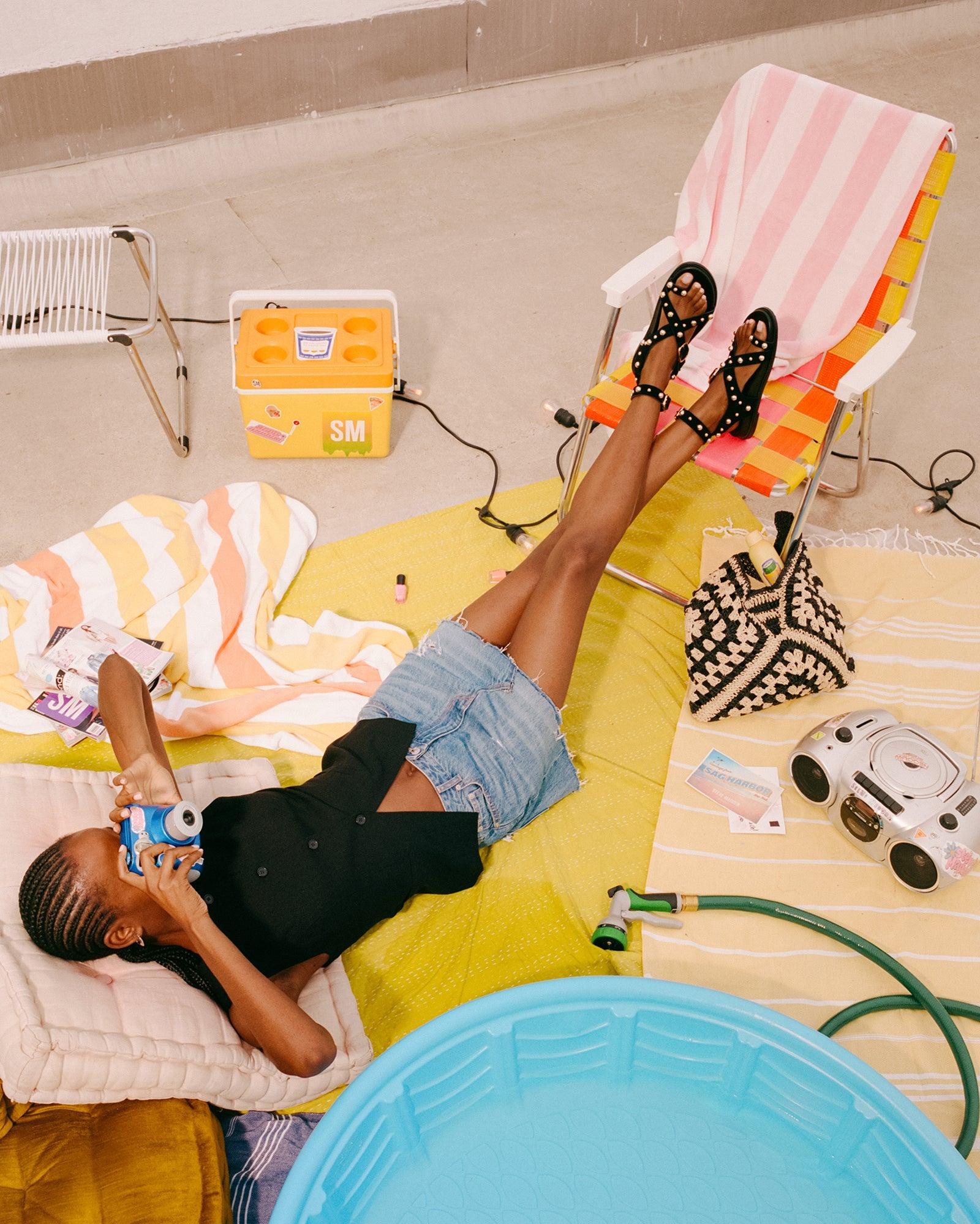 LINEAR BLACK SUEDE Female Product Image