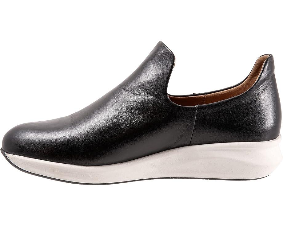 Women's SoftWalk Inez Product Image