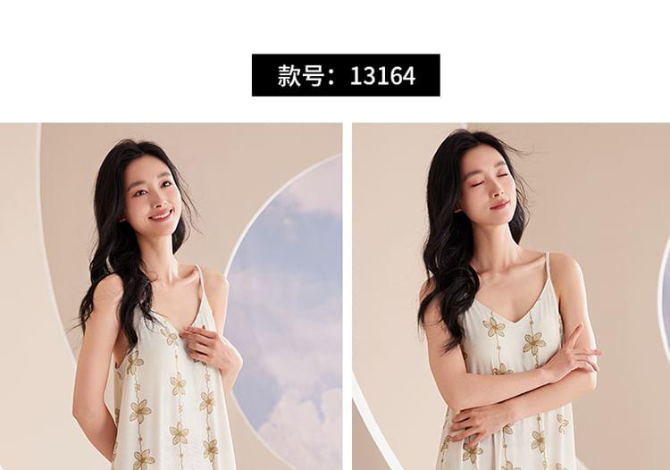 Spaghetti Strap Padded Floral Print Midi Pajama Dress Product Image