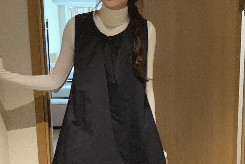 Sleeveless Plain Bow Accent Loose-Fit Mini Bubble Skirt Product Image