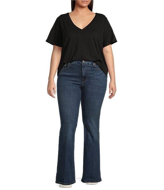 Good American Plus Size Heritage V-Neck Short Sleeve Relaxed Fit Knit Tee Product Image