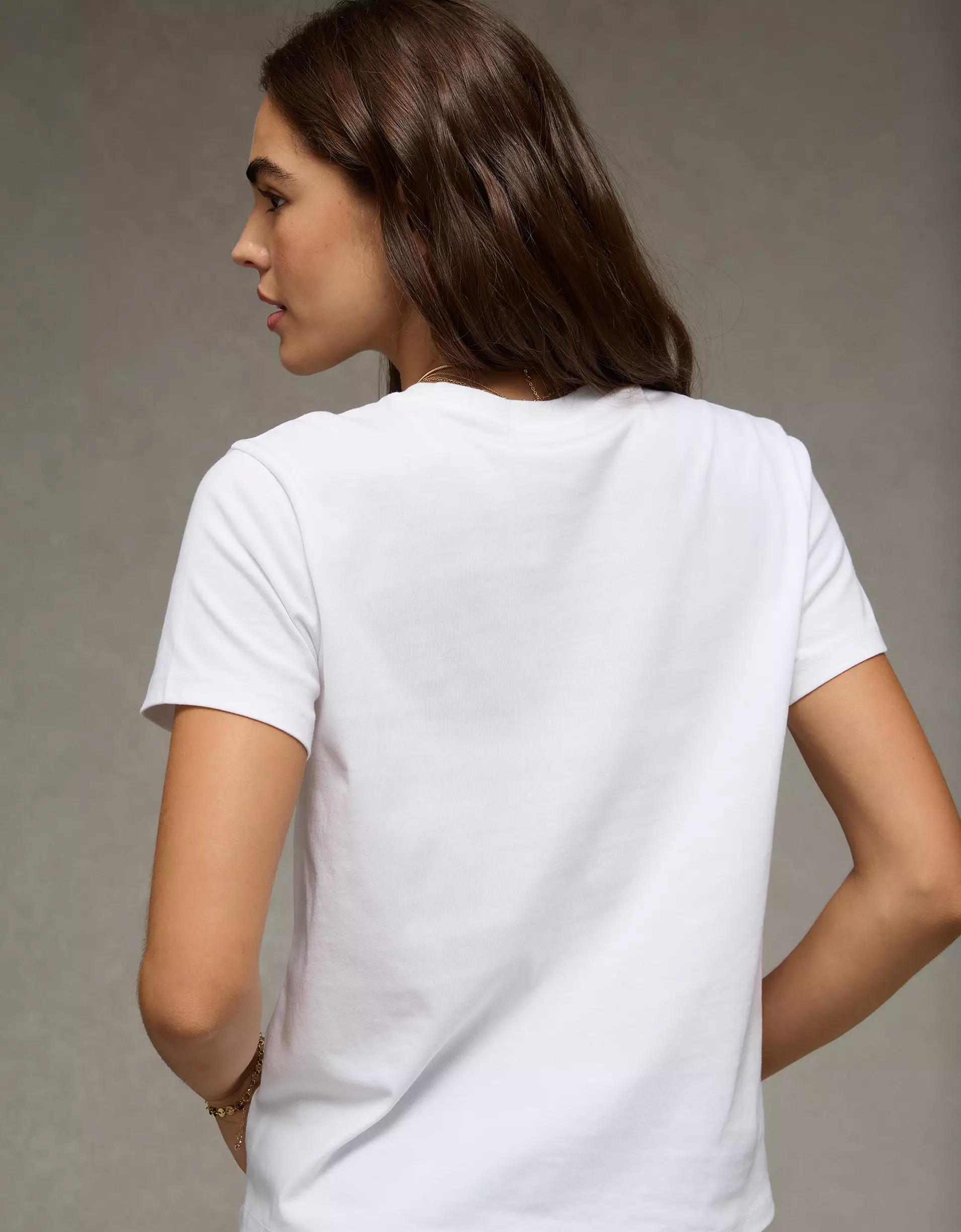 AE Short Sleeve Classic T-Shirt Product Image