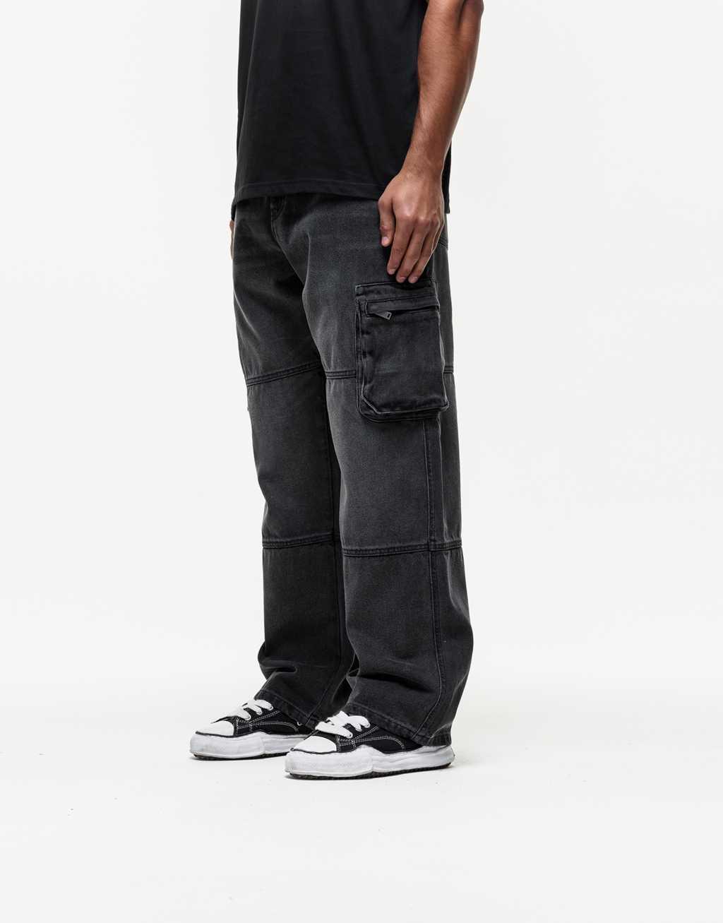 Good For Nothing cargo jeans in vintage wash  Product Image