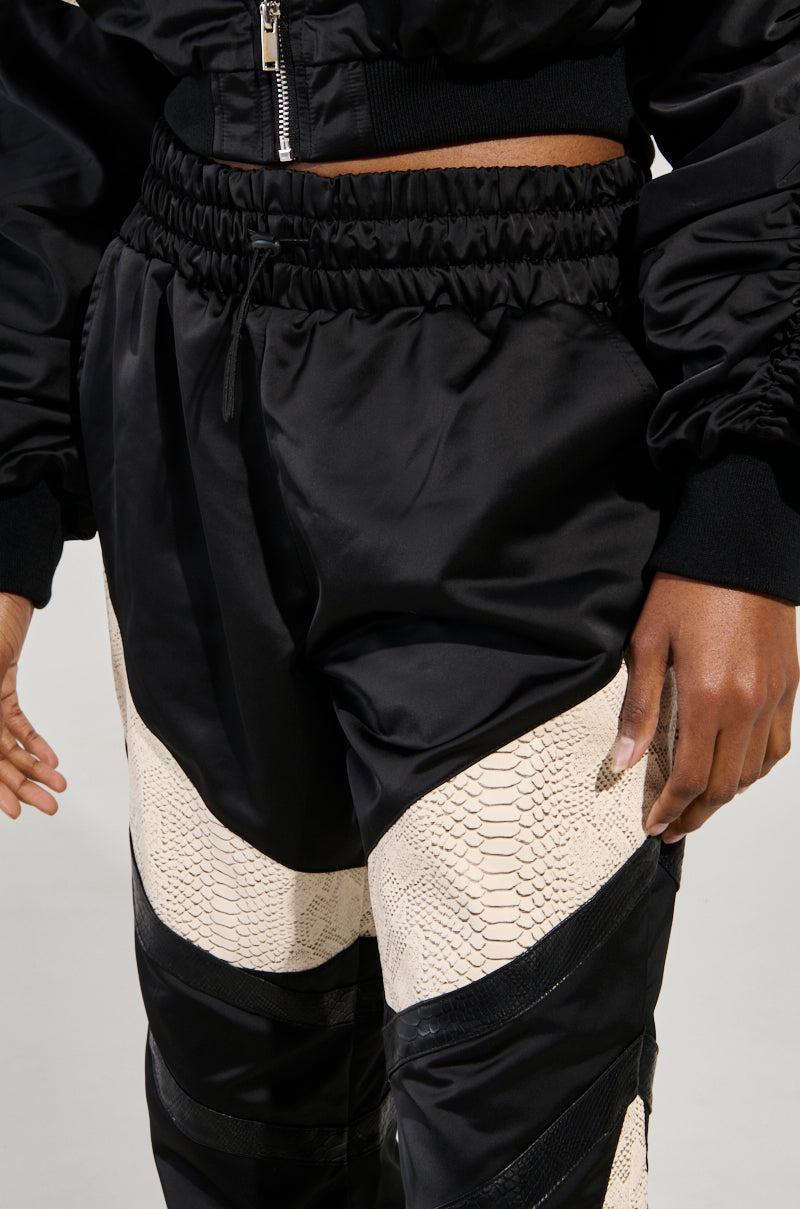 LAINA LIGHTWEIGHT JOGGER Product Image