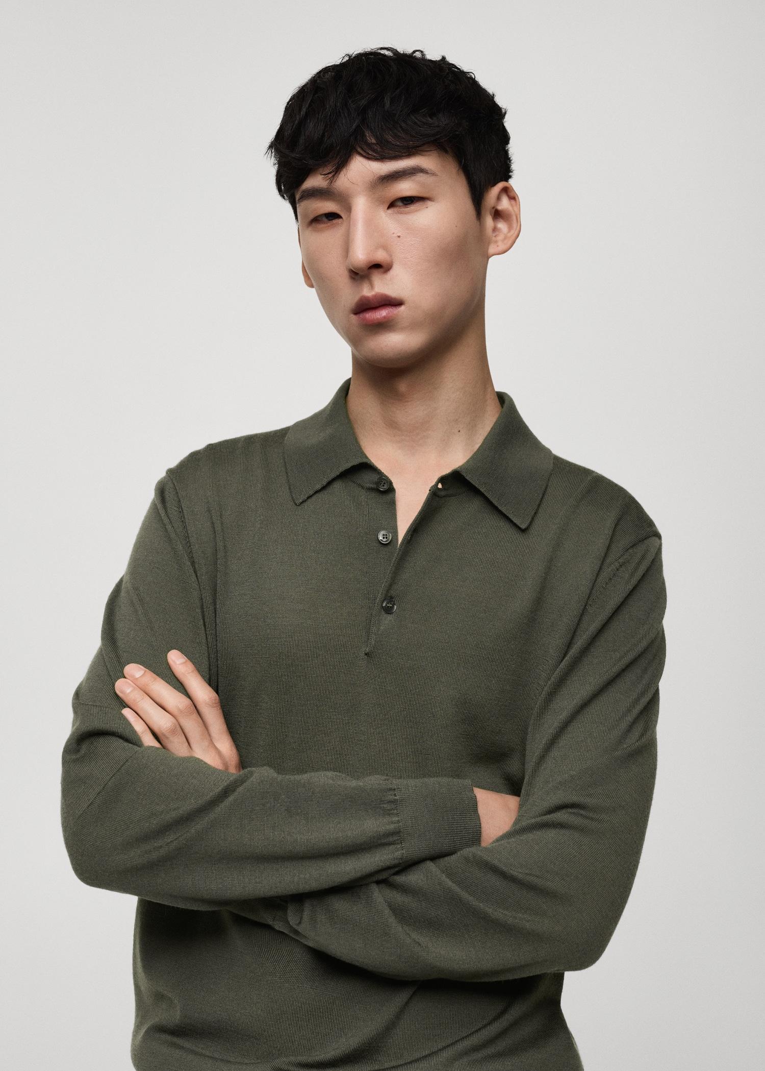 100% merino wool long-sleeved polo shirt - Men | MANGO USA Product Image