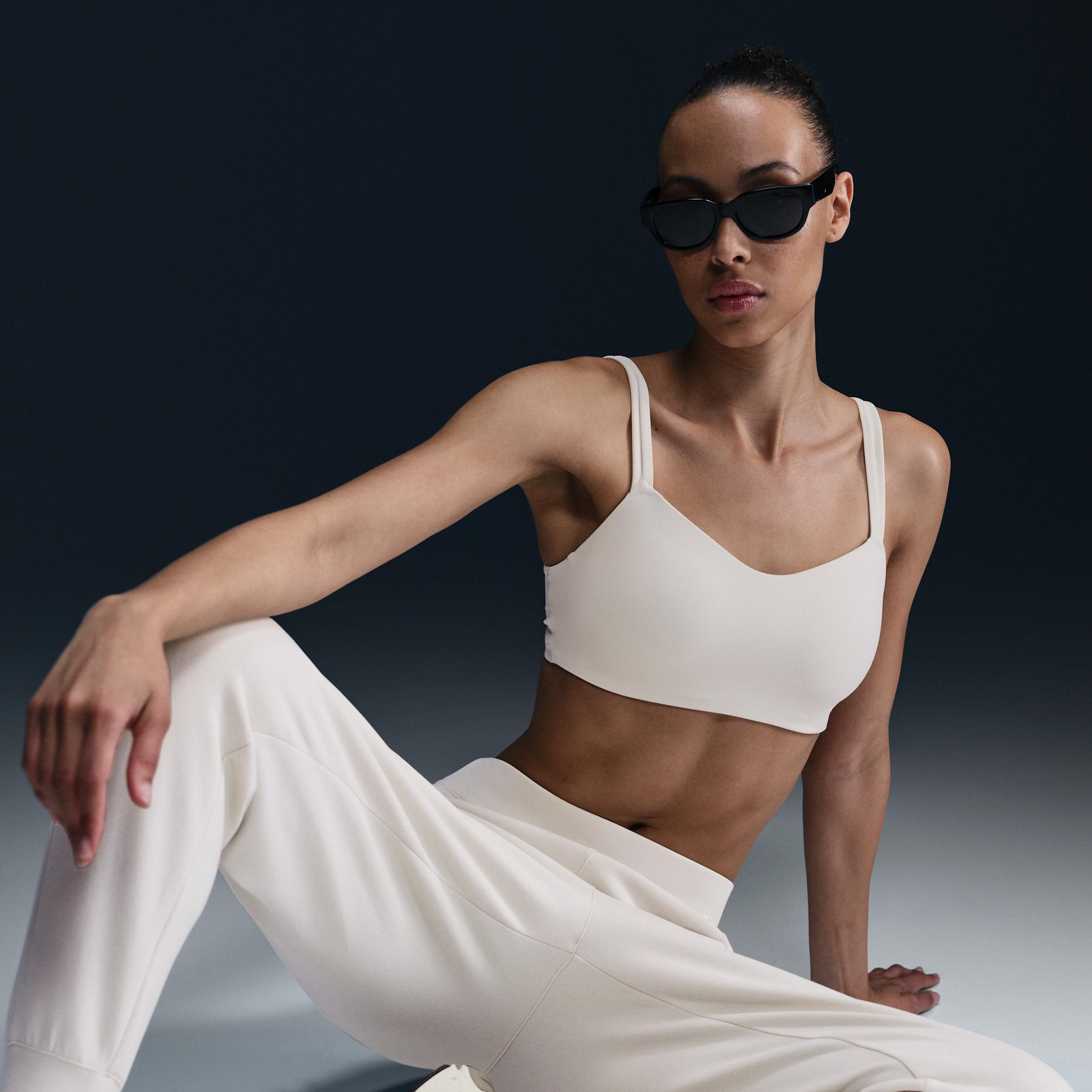 Nike Womens 24.7 ImpossiblySoft Dri-FIT Mid-Rise Jogger Pants | HQ8184-010 Product Image