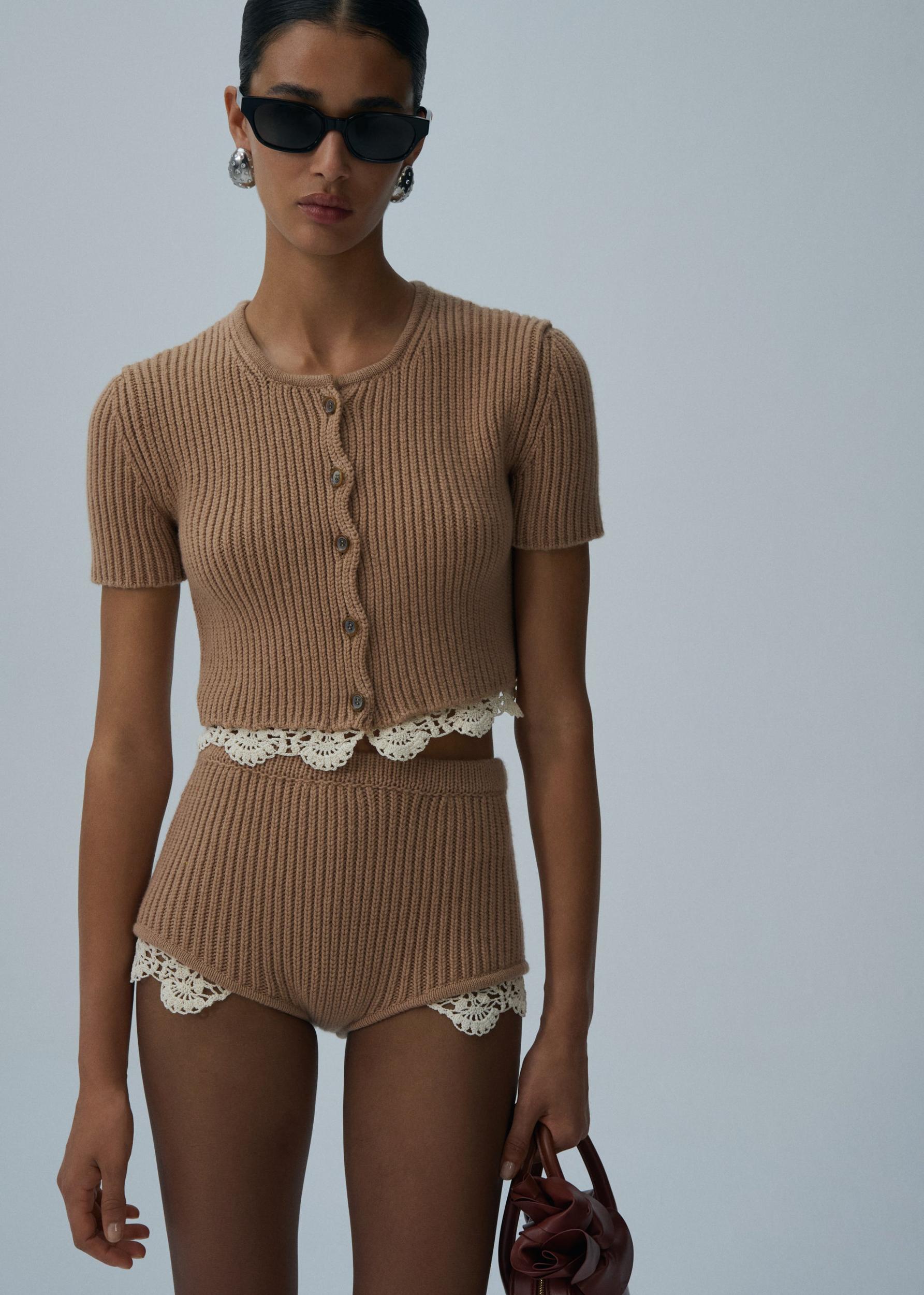 Lace detail ribbed knitwear shorts in caramel Product Image