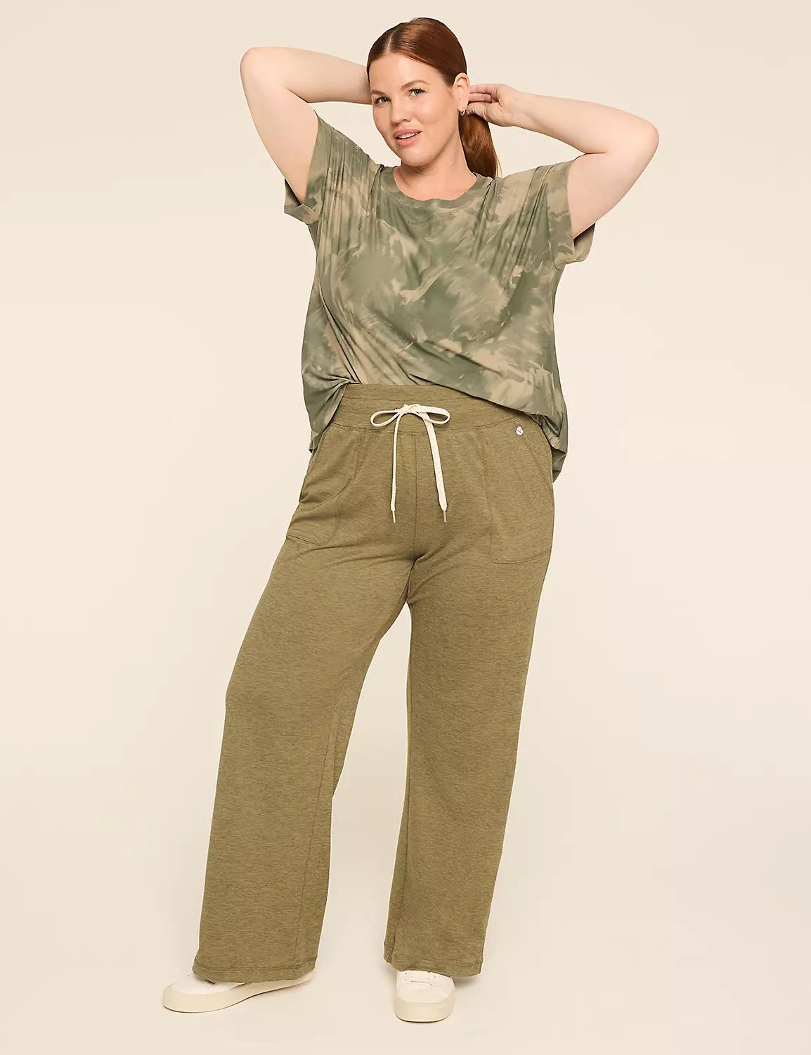 LIVI Soft Relaxed Straight Pant Product Image