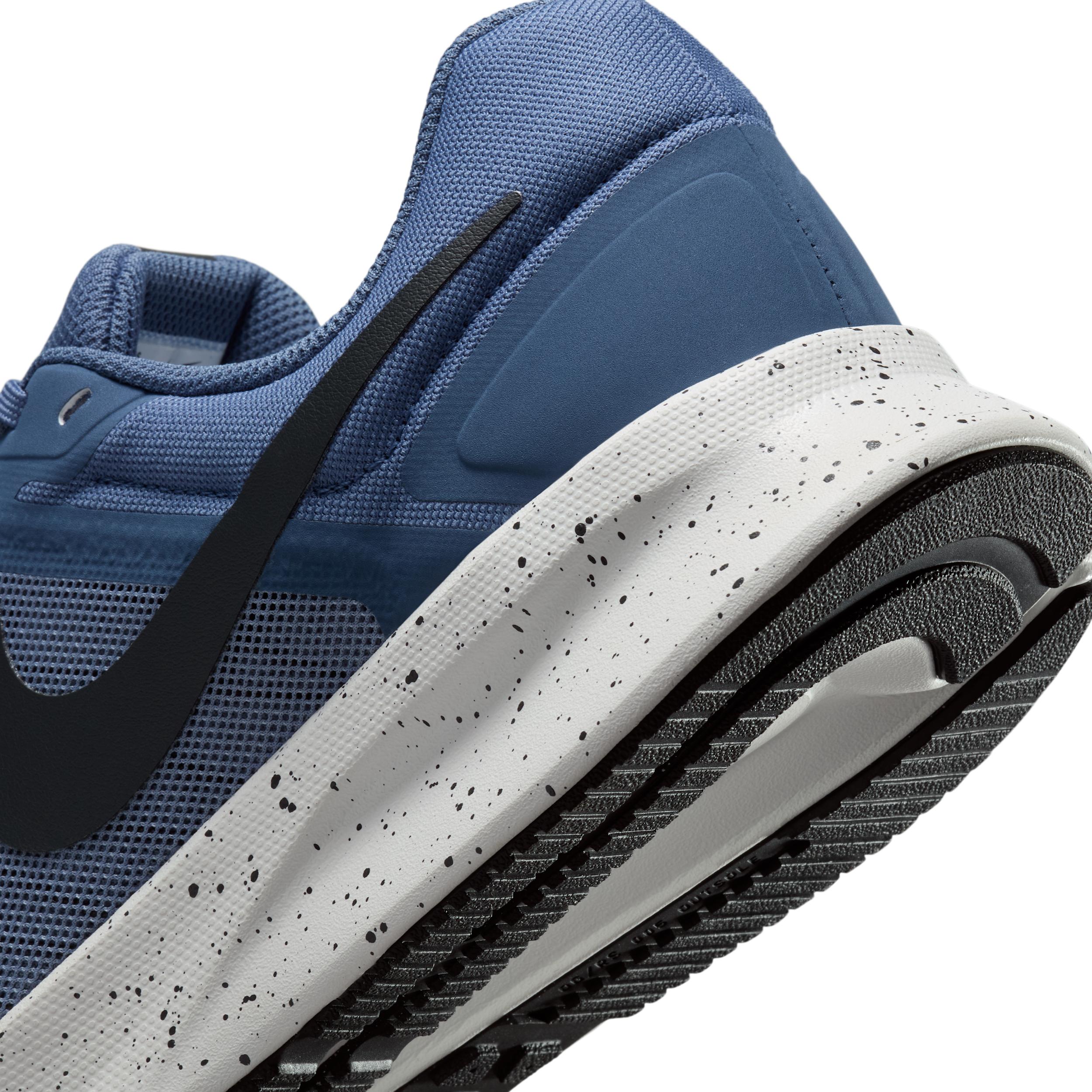 Nike Men's Run Swift 3 Road Running Shoes (Extra Wide) Product Image