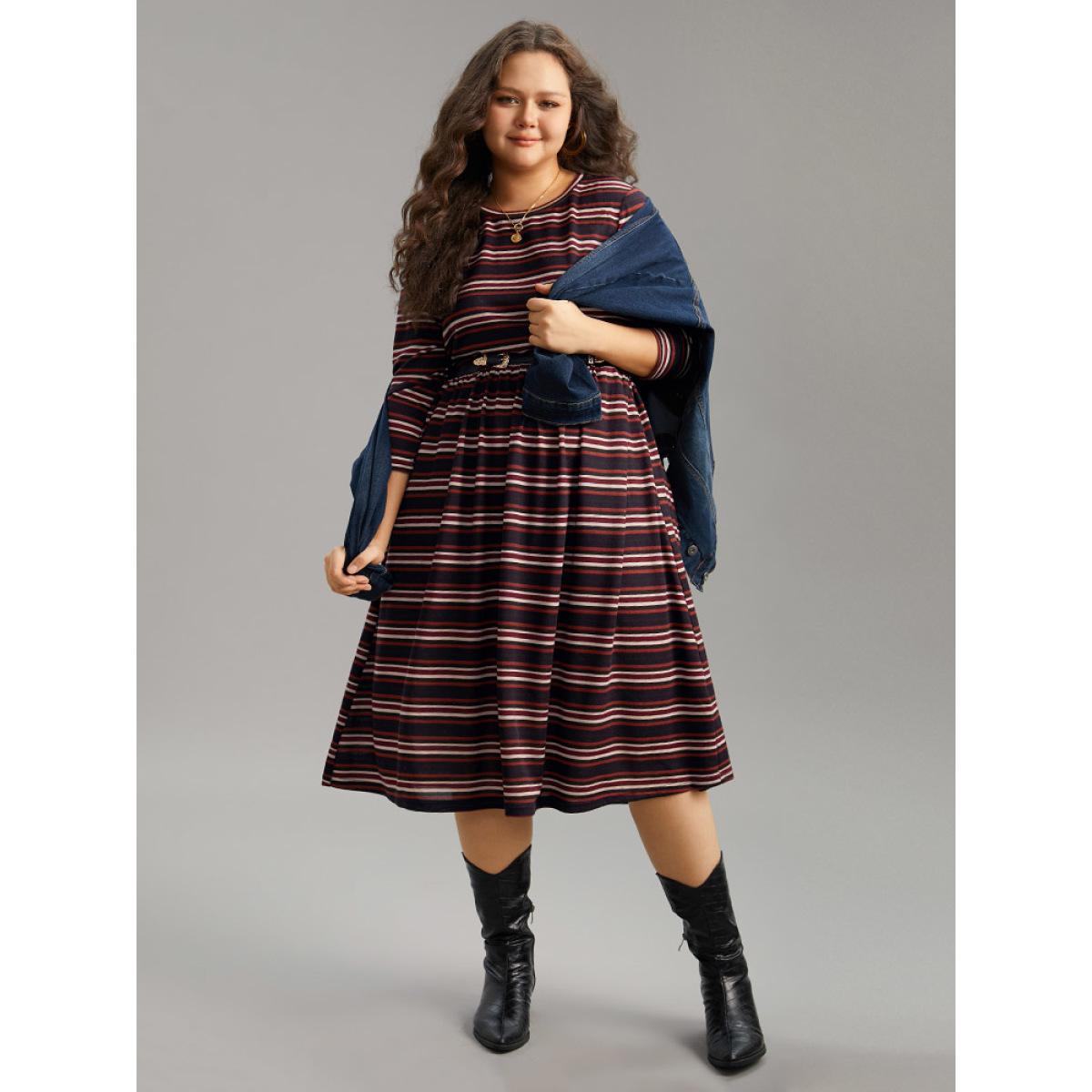 Plus Size Striped Print Round Neck Pocket Elastic Waist Dress Black Women Casual Printed Round Neck Long Sleeve Curvy Midi Dress BloomChic 18-20/2X Product Image