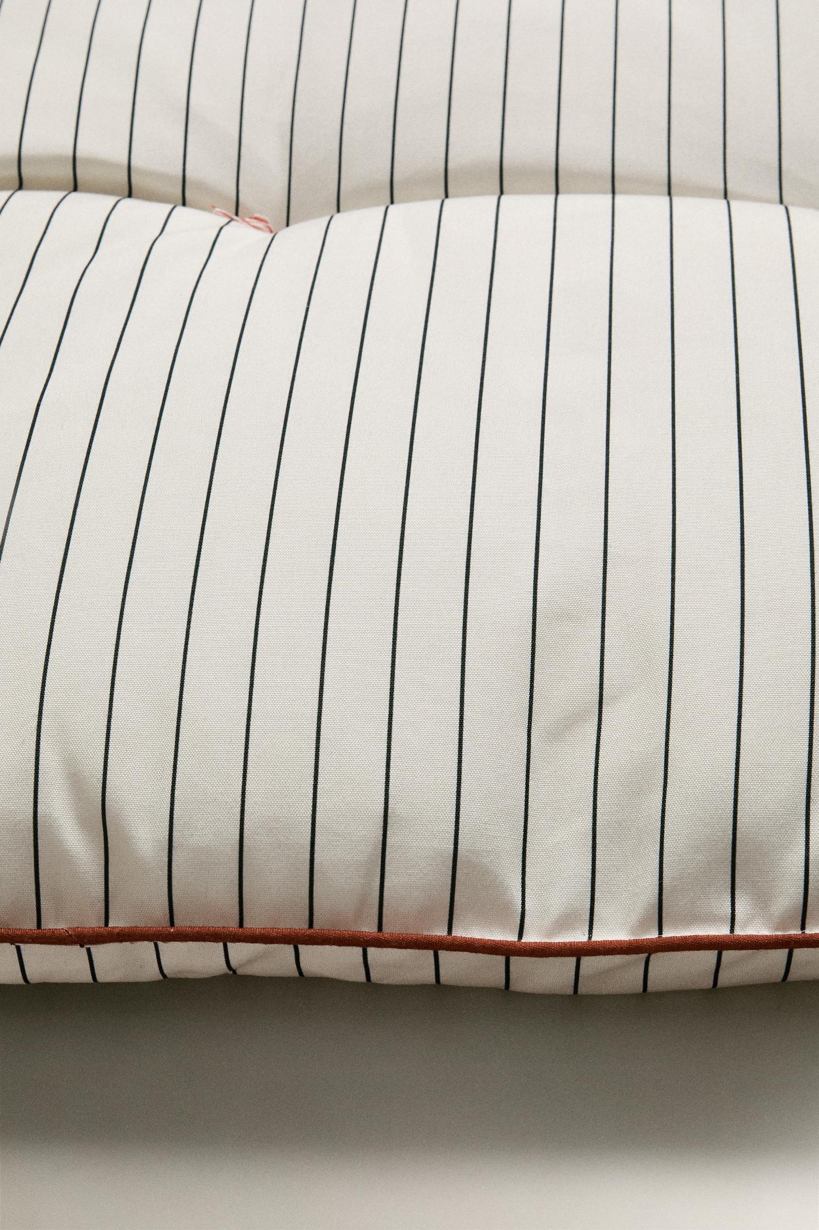 STRIPED OUTDOOR LOUNGER TOPPER Product Image