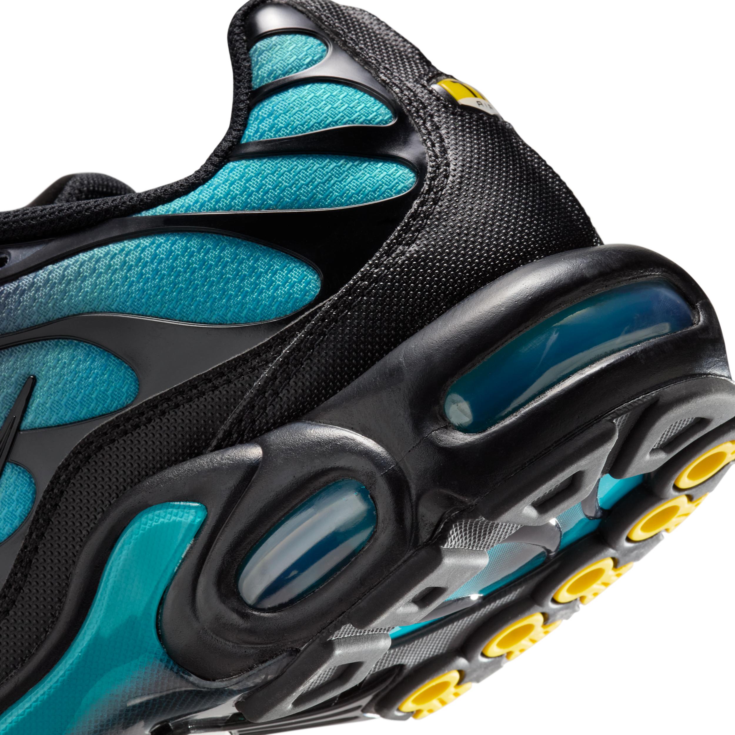 Nike Men's Air Max Plus Shoes Product Image