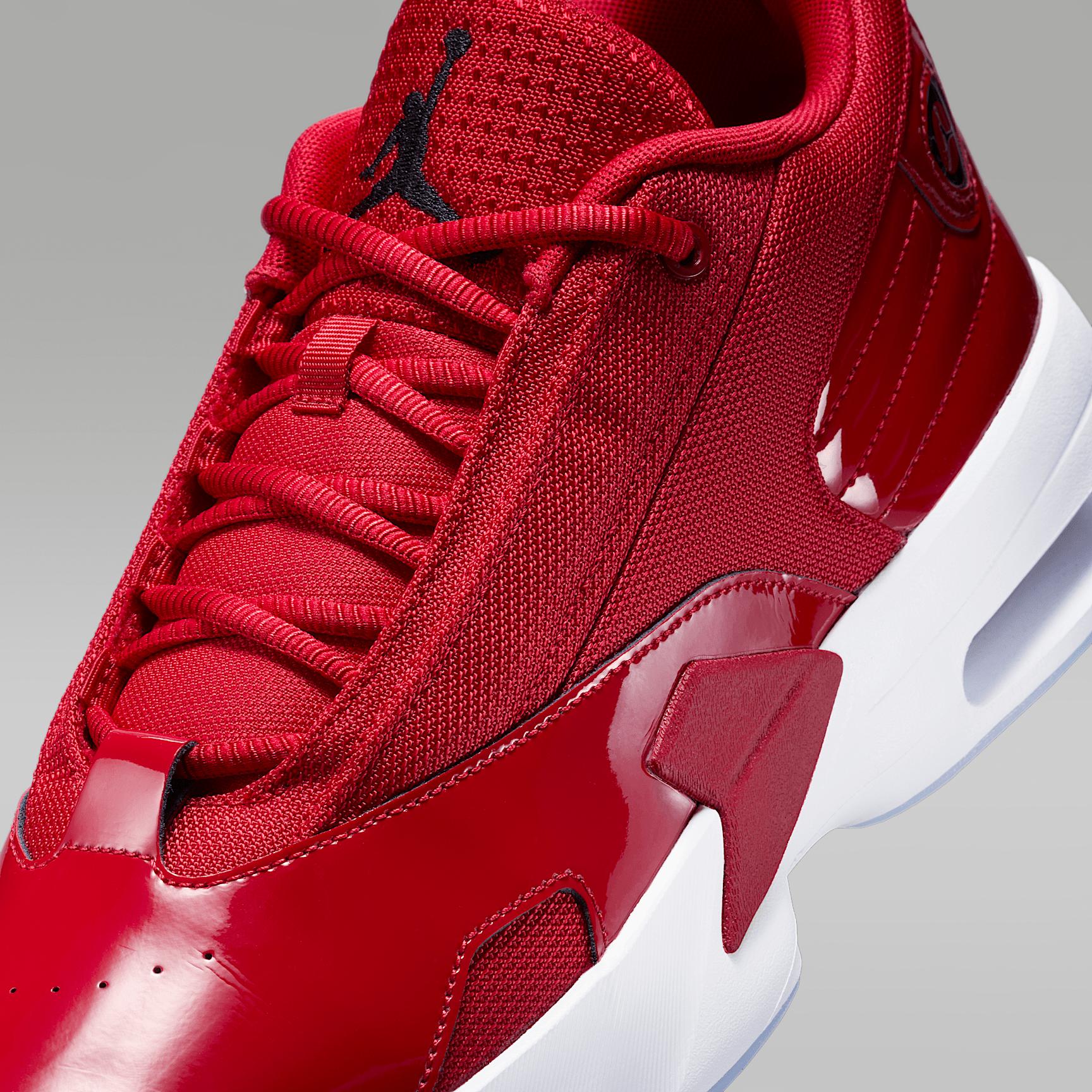 Men's Jordan Max Aura 6 Shoes Product Image