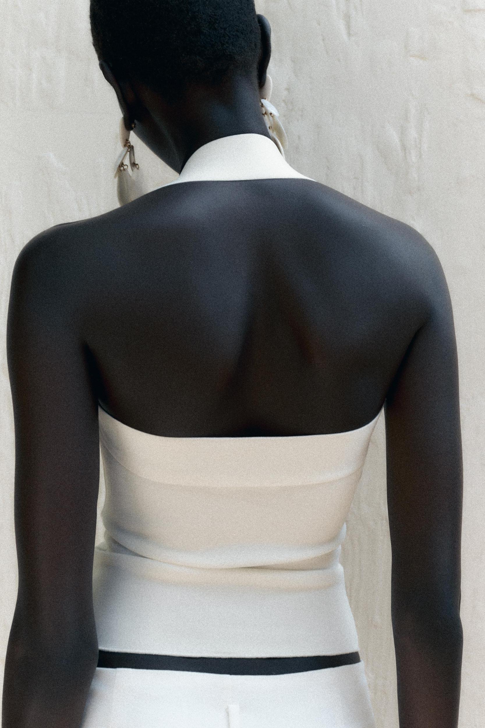 STRETCH HALTER TOP Product Image