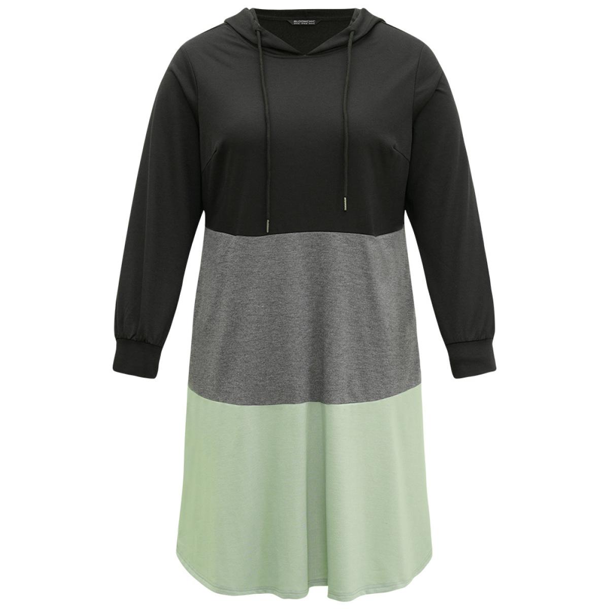 Plus Size Colorblock Contrast Hooded Drawstring Dress Black Women Casual Contrast Hooded Long Sleeve Curvy Midi Dress BloomChic 10/M Product Image