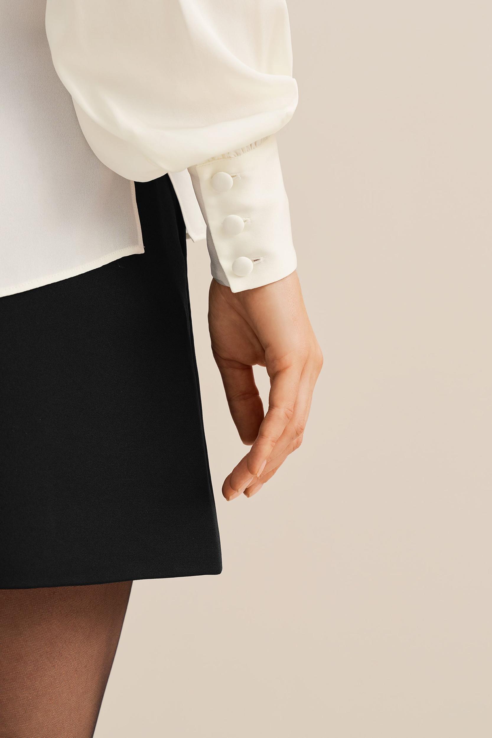 Cervina Blouse Product Image