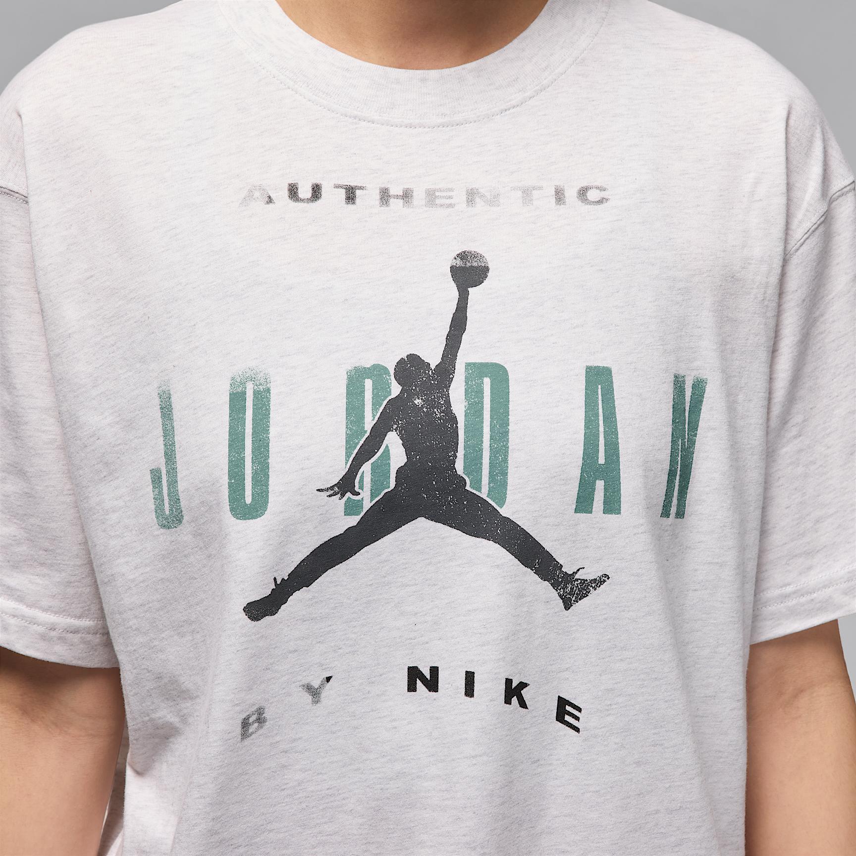 Womens Jordan Flight Graphic T-Shirt | IB9943-051 Product Image