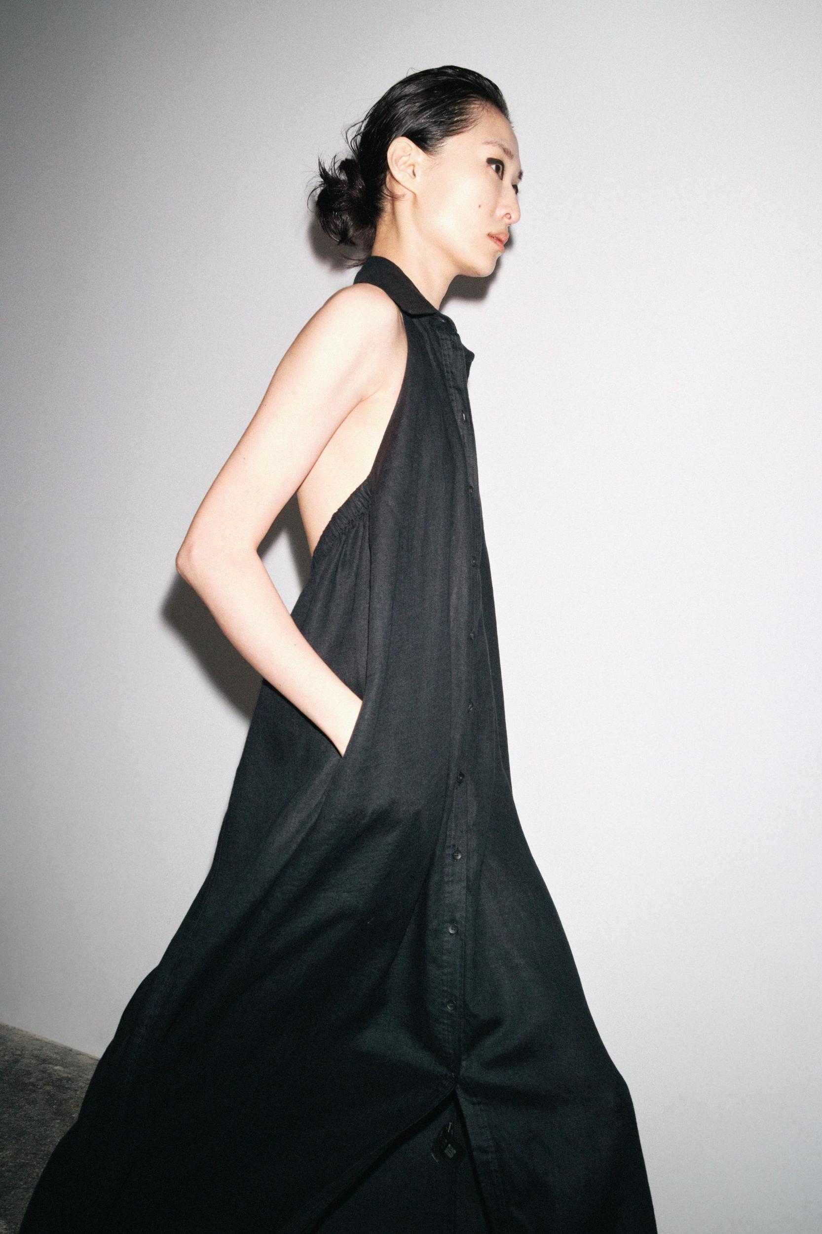 100% LINEN HALTER DRESS ZW COLLECTION Product Image