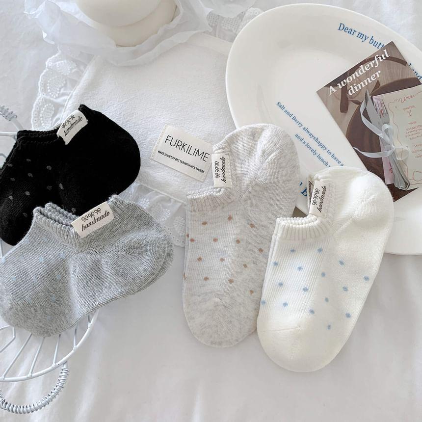 Dotted No Show Socks Product Image