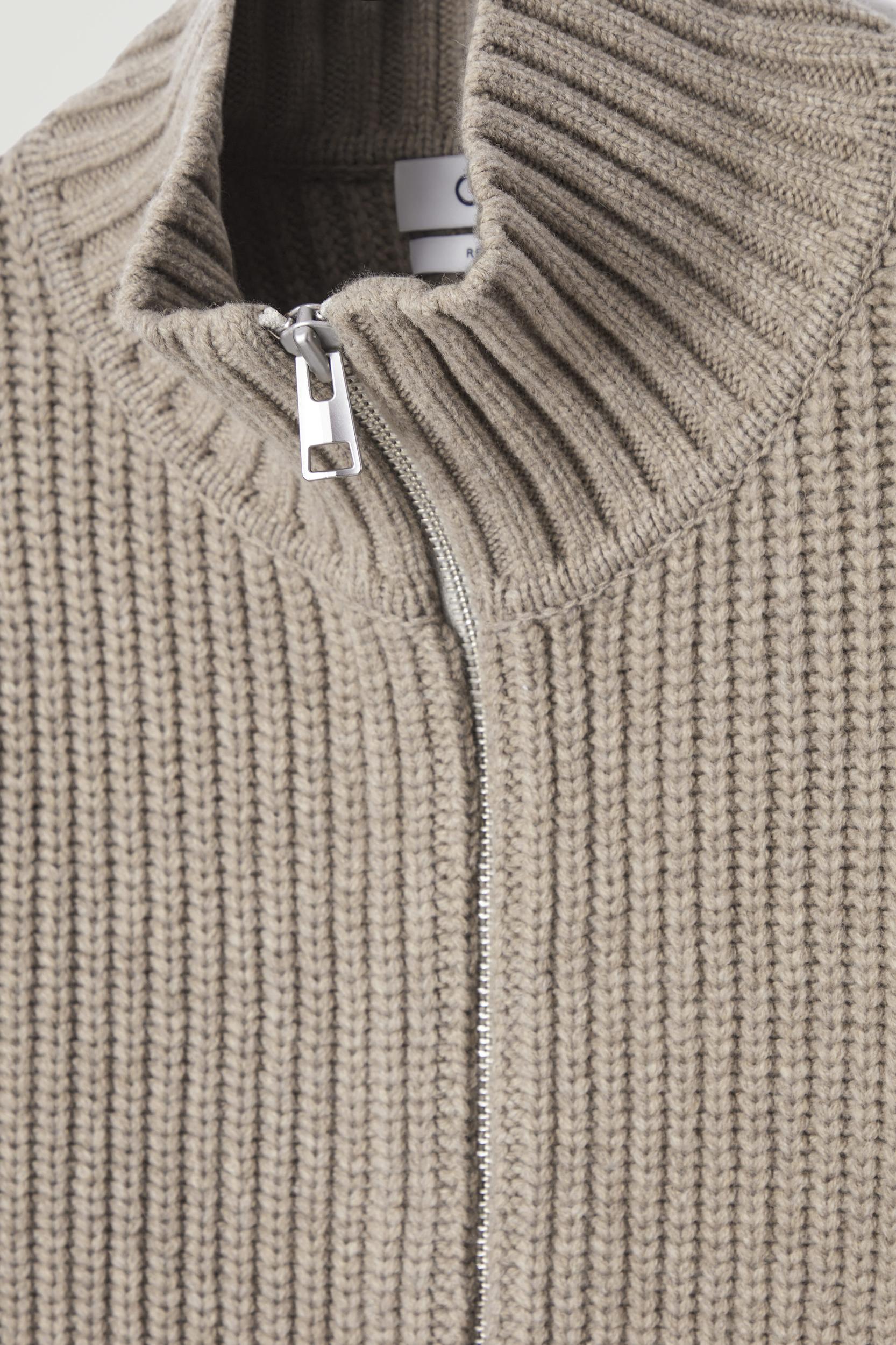 FUNNEL-NECK KNITTED WOOL JACKET Product Image