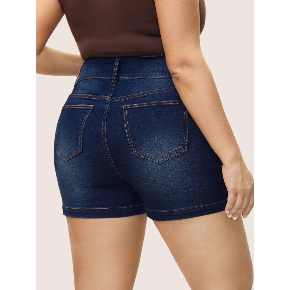 Plus Size Dark Wash Elastic Waist Skinny Denim Shorts Women Indigo Non High stretch Everyday Slanted pocket Casual Denim Shorts BloomChic 30/6X Product Image