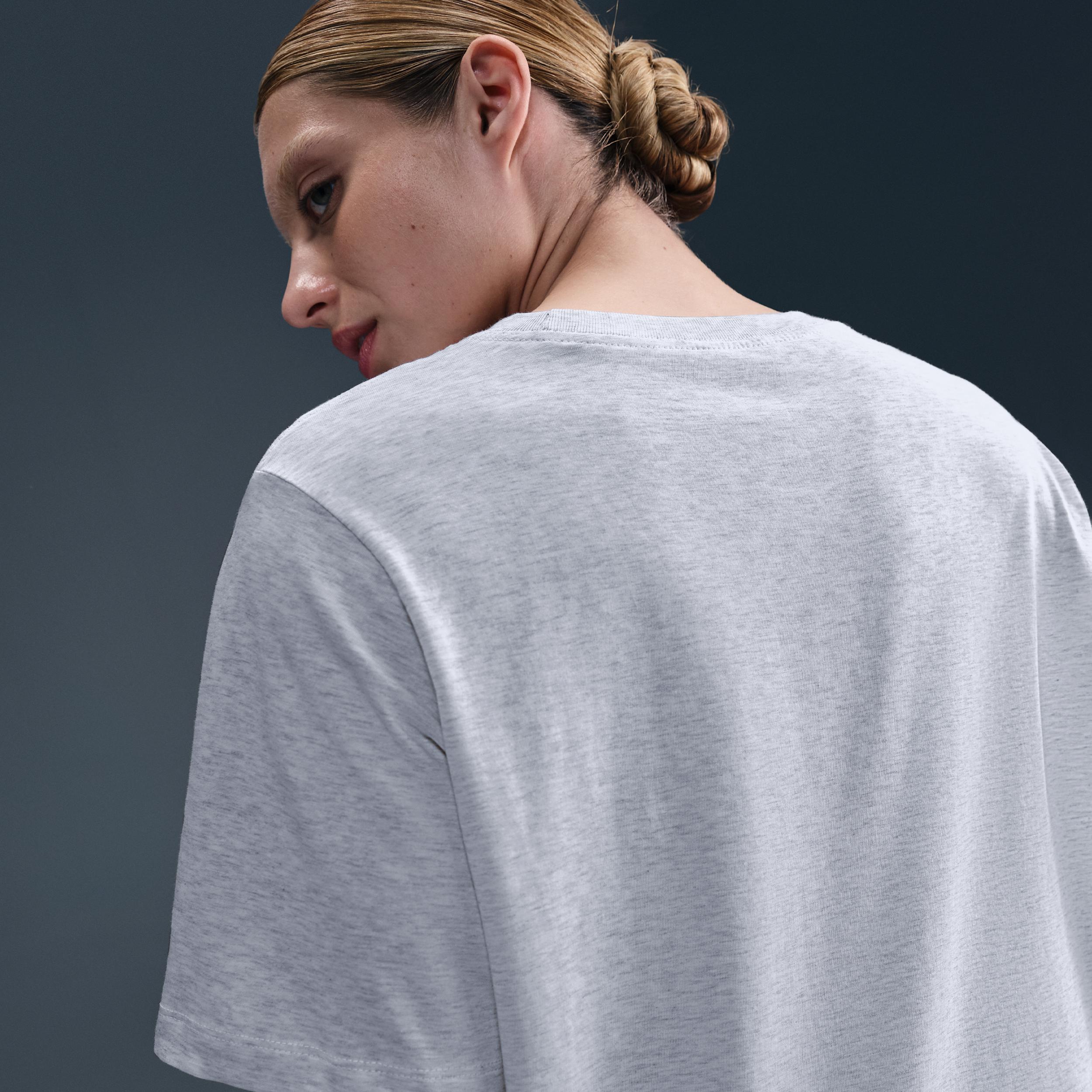 Womens Nike Sportswear Essential Graphic T-Shirt | IB8927-051 Product Image